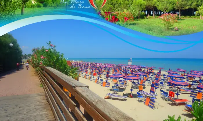 Rexer-Giulianova-Monolocale-con-giardinetto-e-posto-auto-a-Giulianova-sulla-Pineta-FRONTEMARE-Mare-BANDIERA-BLU