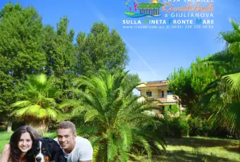 Rexer-Giulianova-Monolocale-con-giardinetto-e-posto-auto-a-Giulianova-sulla-Pineta-FRONTEMARE-GIARDINO