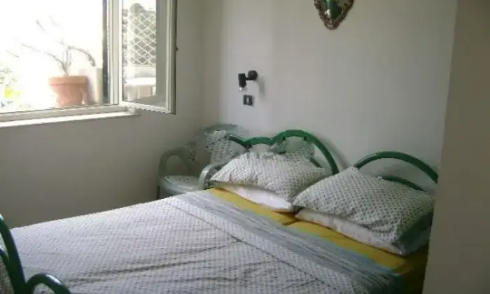 Rexer-Isola-di-Capo-Rizzuto-Quadrilocale-a-Isola-di-Capo-Rizzuto-CAMERA-DA-LETTO