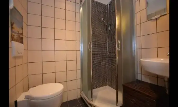 Rexer-Milano-Splendido-trilocale-in-Porta-Venezia-BAGNO
