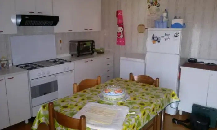 Rexer-Rende-Fittasi-intero-appartamento-Quattromiglia-di-Rende-CUCINA