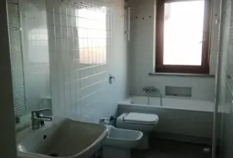 Rexer-Torino-Affitto-appartamento-piazza-Carducci-BAGNO