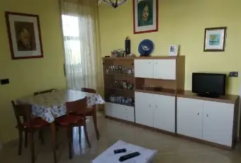 Rexer-Torino-Ampio-bilocale-arredato-a-Torino-zona-Mirafiori-SALONE