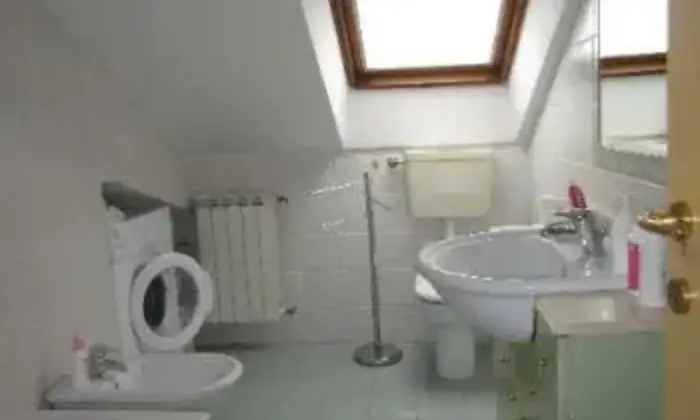 Rexer-Chieti-Mansarda-in-affitto-BAGNO