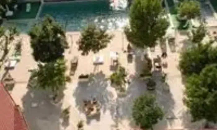 Rexer-San-Nicola-la-Strada-Villa-prestigiosa-ALTRO
