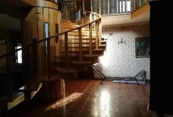 Rexer-San-Nicola-la-Strada-Villa-prestigiosa-ALTRO