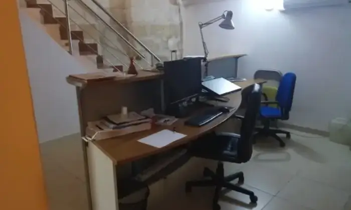 Rexer-Gravina-in-Puglia-LOCALE-INDIPENDENTE-piano-strada-ALTRO