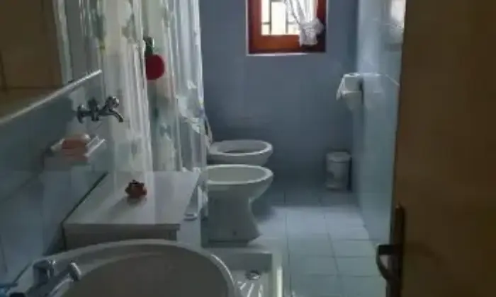 Rexer-Cassano-delle-Murge-Si-afftitta-una-villeta-a-Cassano-delle-Murge-BAGNO