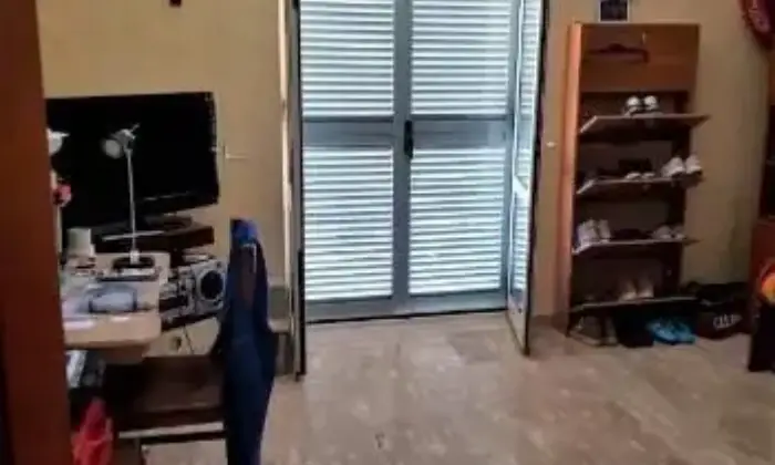 Rexer-Qualiano-APPARTAMENTO-BEN-RIFINITO-TRE-VANI-CON-TERMOCAMINO-E-BALCONATA-SOLEGGIATA-CAMERA-DA-LETTO