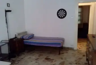 Rexer-Messina-Affittasi-appartamento-parzialmente-ristrutturato-CAMERA-DA-LETTO