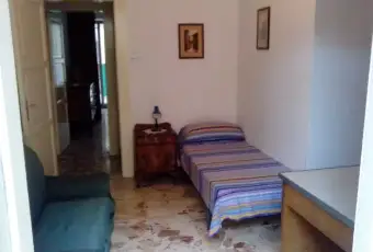 Rexer-Messina-Affittasi-appartamento-parzialmente-ristrutturato-CAMERA-DA-LETTO
