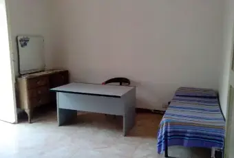 Rexer-Messina-Affittasi-appartamento-parzialmente-ristrutturato-CAMERA-DA-LETTO