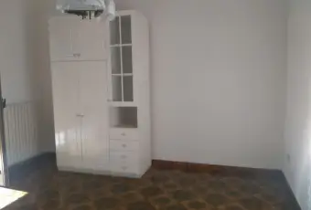 Rexer-Volla-APPARTAMENTO-CENTRALE-CAMERA-DA-LETTO