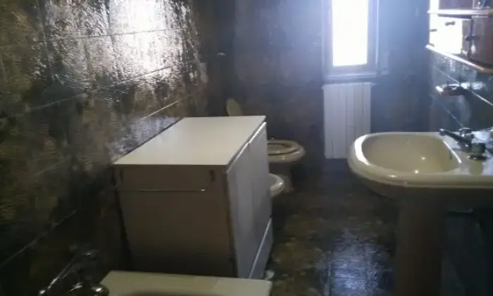 Rexer-Volla-APPARTAMENTO-CENTRALE-BAGNO