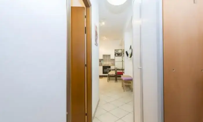 Rexer-Roma-Appartamento-camere-da-letto-metropolitana-Colli-Albani-ALTRO