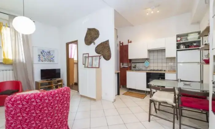 Rexer-Roma-Appartamento-camere-da-letto-metropolitana-Colli-Albani-CUCINA