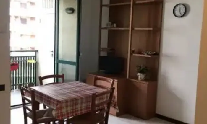 Rexer-Perugia-Affittasi-appartamento-Zona-Stazione-Libero-da-Luglio-CUCINA