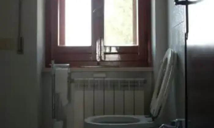 Rexer-Roma-ARDEATINA-LOC-DIVINO-AMORE-Appartamento-di-mq-bifamiliare-BAGNO