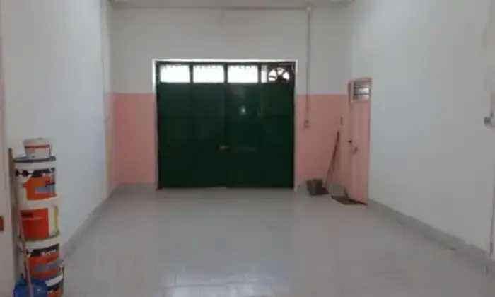 Rexer-Leverano-Locale-in-affitto-in-via-G-Parini-ALTRO