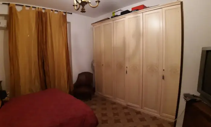 Rexer-Palermo-TRIVANI-ARREDATO-VIA-LAURANA-ZONA-VILLABIANCA-PALERMO-CAMERA-DA-LETTO