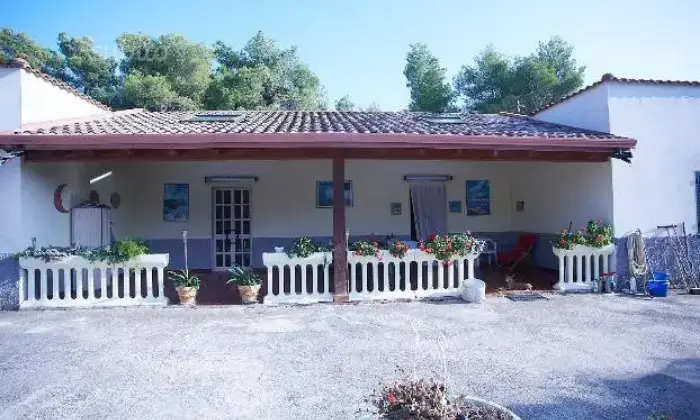 Rexer-Vico-del-Gargano-Villa-indipendente-a-soli-km-da-Vico-del-Gargano-GIARDINO