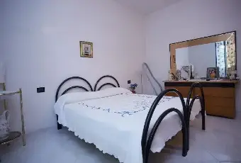 Rexer-Vico-del-Gargano-Villa-indipendente-a-soli-km-da-Vico-del-Gargano-CAMERA-DA-LETTO