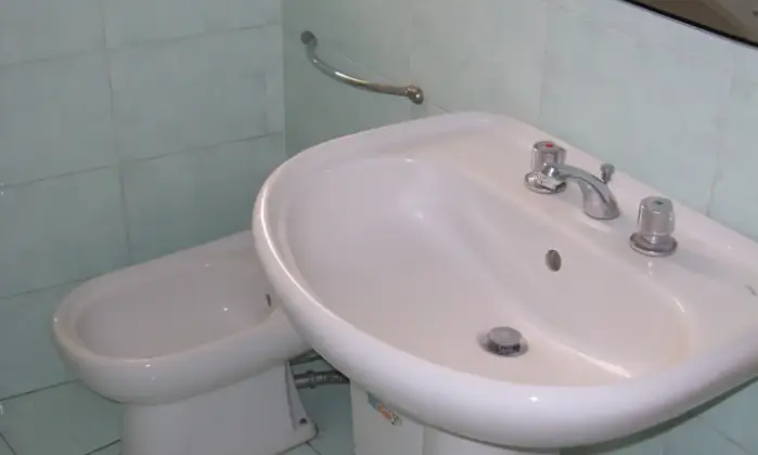 Rexer-Catania-BELLE-STANZE-SINGOLE-O-DOPPIE-CITTADELLA-BAGNO