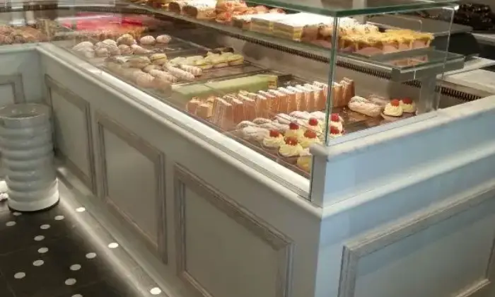 Rexer-Venezia-Affittasi-BAR-PASTICCERIA-a-VENEZIA-ALTRO