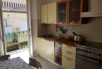 Rexer-Ancona-Appartamentocamere-studenti-Ancona-CUCINA