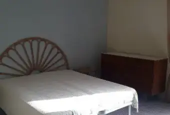 Rexer-Scalea-Villetta-a-schiera-in-affitto-in-via-Leopoldo-Cupido-Scalea-CAMERA-DA-LETTO