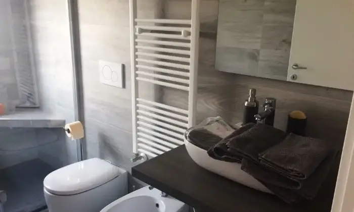 Rexer-Milano-Appartamento-brevi-periodi-Ospedale-San-Raffaele-Milano-BAGNO