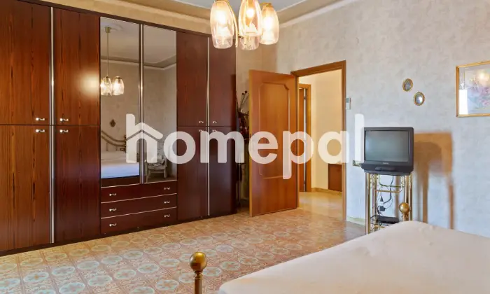 Rexer-Serracapriola-CASA-CON-APPARTAMENTI-E-MANSARDA-CAMERA-DA-LETTO
