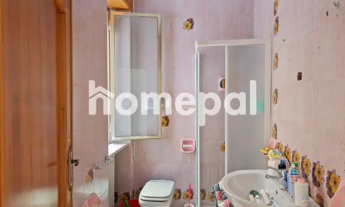 Rexer-Serracapriola-CASA-CON-APPARTAMENTI-E-MANSARDA-BAGNO