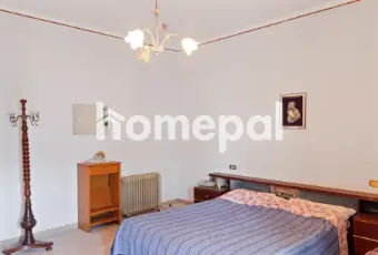 Rexer-Serracapriola-CASA-CON-APPARTAMENTI-E-MANSARDA-CAMERA-DA-LETTO