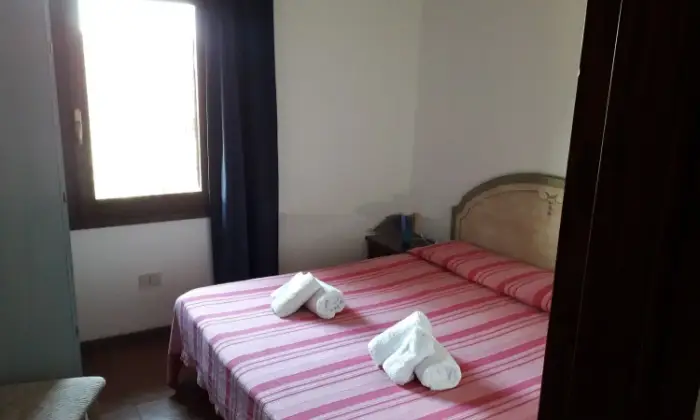 Rexer-Trinit-dAgultu-e-Vignola-appartamenti-contigui-Costa-Paradiso-CAMERA-DA-LETTO