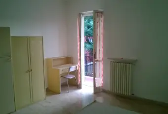 Rexer-Pavia-Per-tre-o-quattro-studentesse-in-centro-CAMERA-DA-LETTO