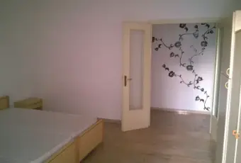 Rexer-Pavia-Per-tre-o-quattro-studentesse-in-centro-CAMERA-DA-LETTO