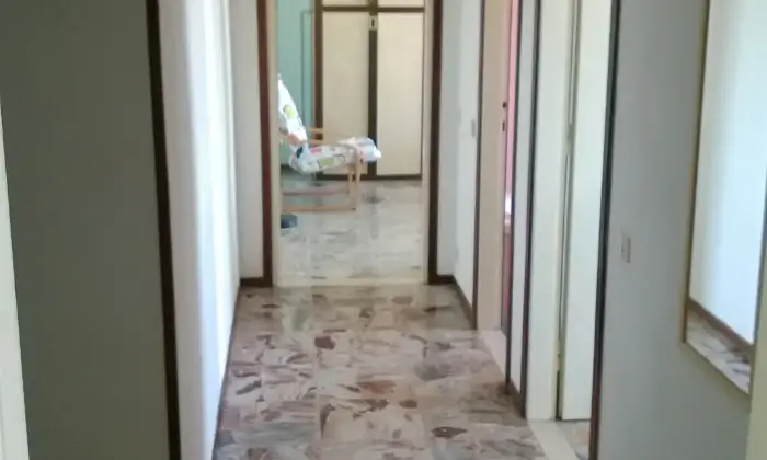 Rexer-Pavia-Per-tre-studentesse-con-tre-ampie-camere-indipendenti-CAMERA-DA-LETTO