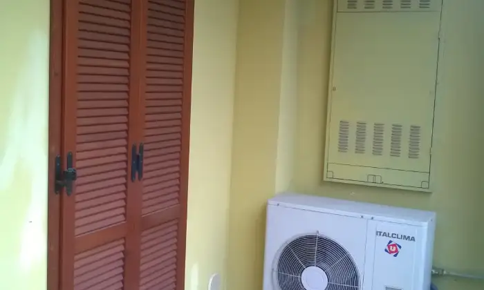 Rexer-Pavia-Nuovo-con-mobili-nuovi-per-coppia-ALTRO