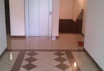 Rexer-Pavia-Nuovo-con-mobili-nuovi-per-coppia-ALTRO