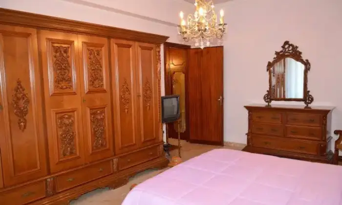 Rexer-Marsala-Affittasi-appartamento-in-centro-con-posto-auto-CAMERA-DA-LETTO