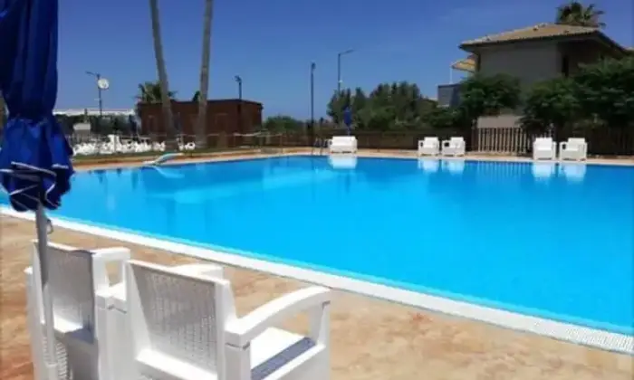 Rexer-Campofelice-di-Roccella-Affittasi-Villa-a-schiera-ALTRO