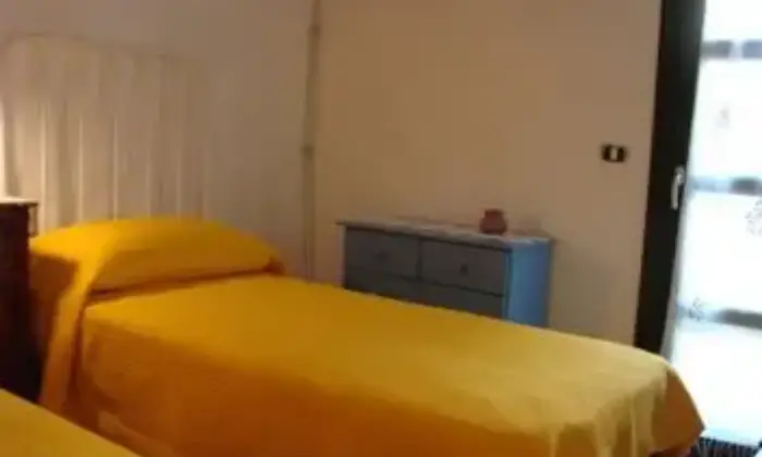 Rexer-Castellammare-del-Golfo-Due-appartamenti-ristrutturati-e-arredati-CAMERA-DA-LETTO