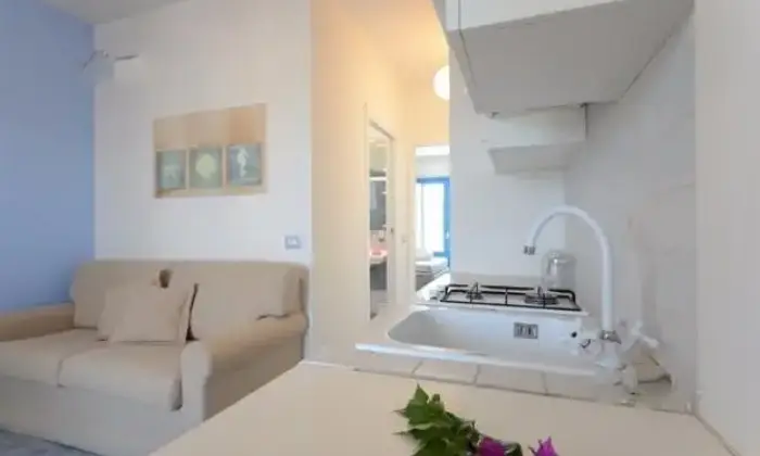 Rexer-Pozzallo-Casa-vacanza-vicino-al-mare-SALONE-E-CUCINA