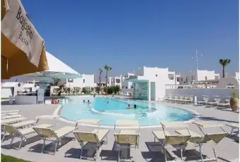 Rexer-Pozzallo-Casa-vacanza-vicino-al-mare-PISCINA