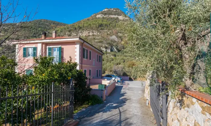 Rexer-Finale-Ligure-Finale-Ligure-Villa-di-Pregio-GIARDINO