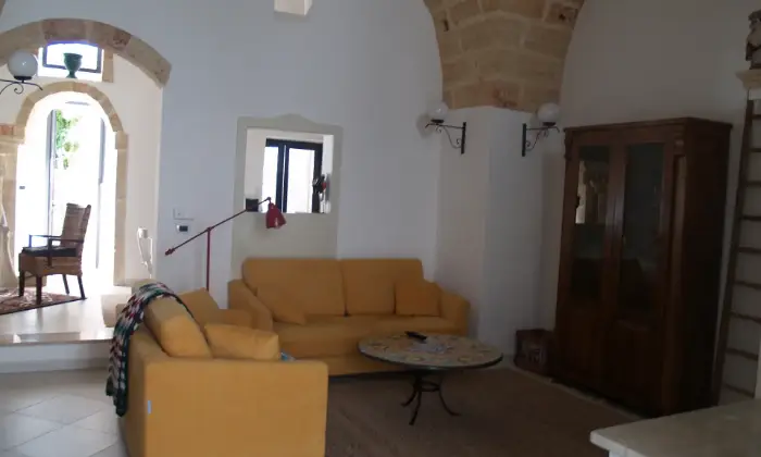 Rexer-Miggiano-Casa-Appartamento-con-volte-a-stella-SALONE