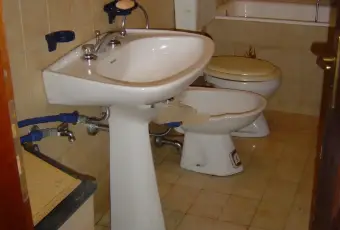 Rexer-Costa-Serina-Affitto-a-riscatto-appartamento-Costa-Serina-BAGNO