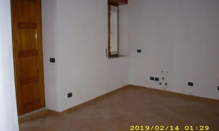 Rexer-Caravaggio-Vendesi-locale-commerciale-ALTRO