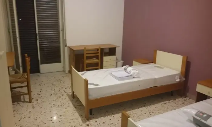 Rexer-Catania-Cittadella-Universitaria-Posto-letto-studentesse-CAMERA-DA-LETTO